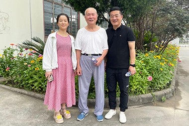 He Shijun, o fundador da JINHAILUO, visitou ZHOUSHAN JWELL Screw&Barrel Co., LTD.